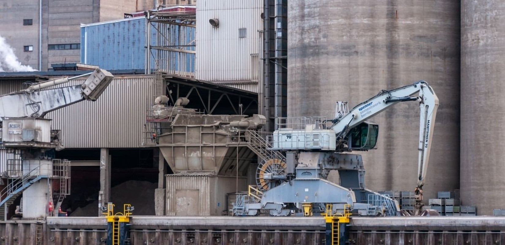 Μικρή αύξηση 0,5% σημείωσε η βιομηχανική παραγωγή τον Ιούνιο σύμφωνα με την ΕΛΣΤΑΤ