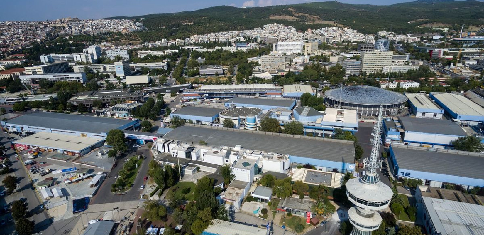 Θεσσαλονίκη: Μινιατούρες... στα ψηλά και παρέλαση «σκαραβαίων» στην 88η ΔΕΘ