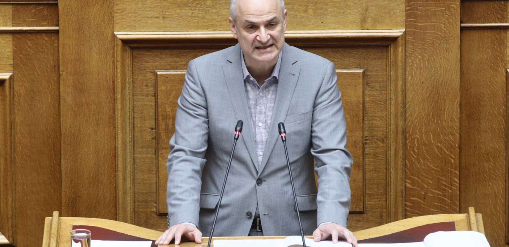 Πλεύση Ελευθερίας: Ανάμεσα στην απατηλή εικόνα του προϋπολογισμού και σε όσα βιώνουν οι πολίτες, πιστεύουμε τους πολίτες