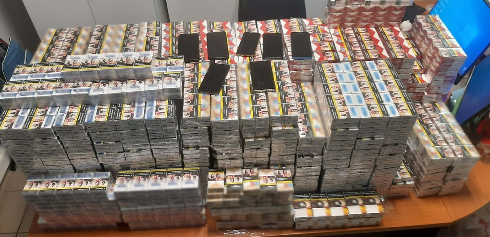 Θεσσαλονίκη: Συνελήφθησαν τρεις αλλοδαποί για παράνομη κατοχή καπνικών προϊόντων