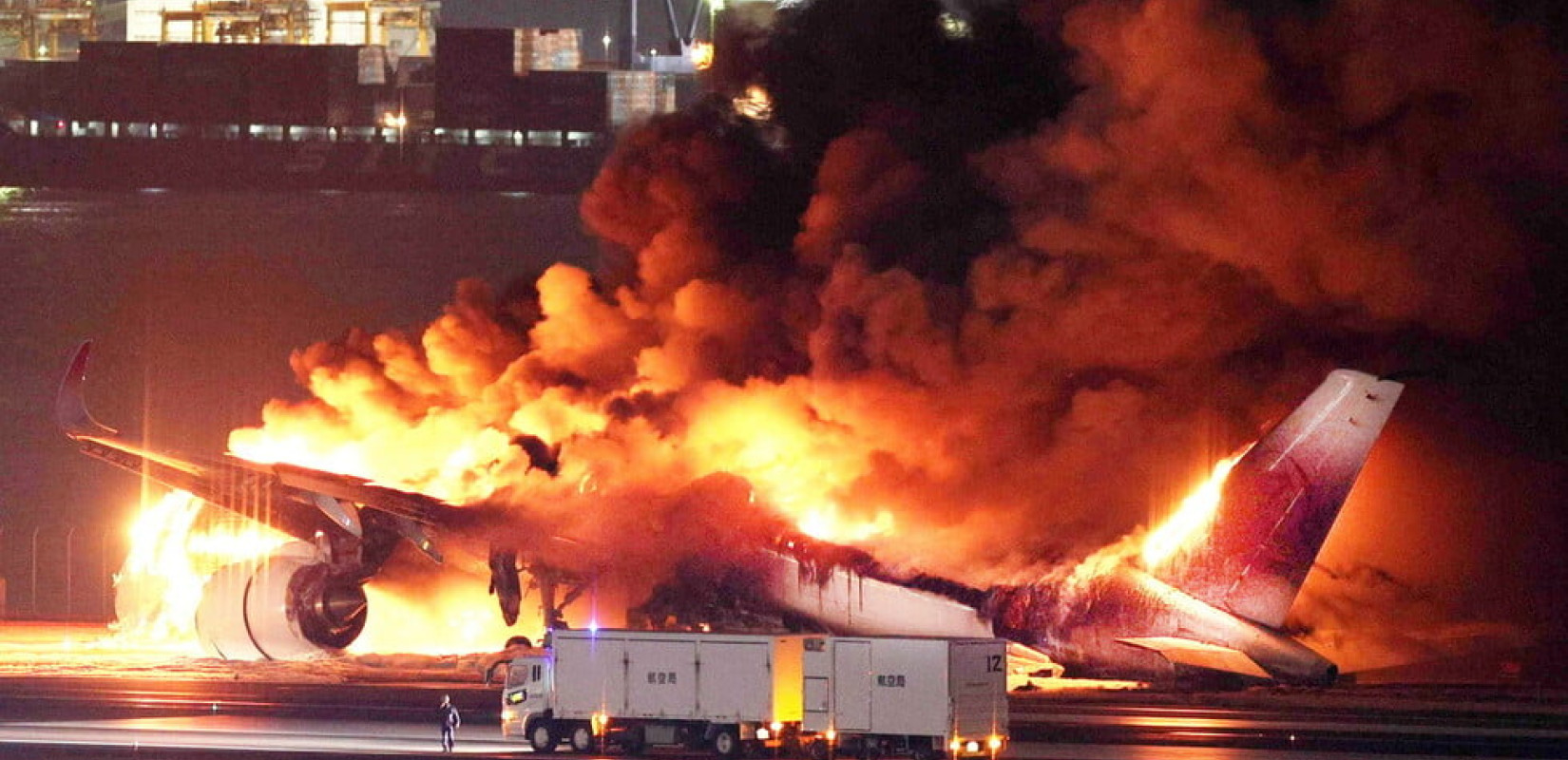 Japan AIrlines: Νεκροί οι πέντε από τους έξι επιβαίνοντες του αεροπλάνου της ακτοφυλακής 