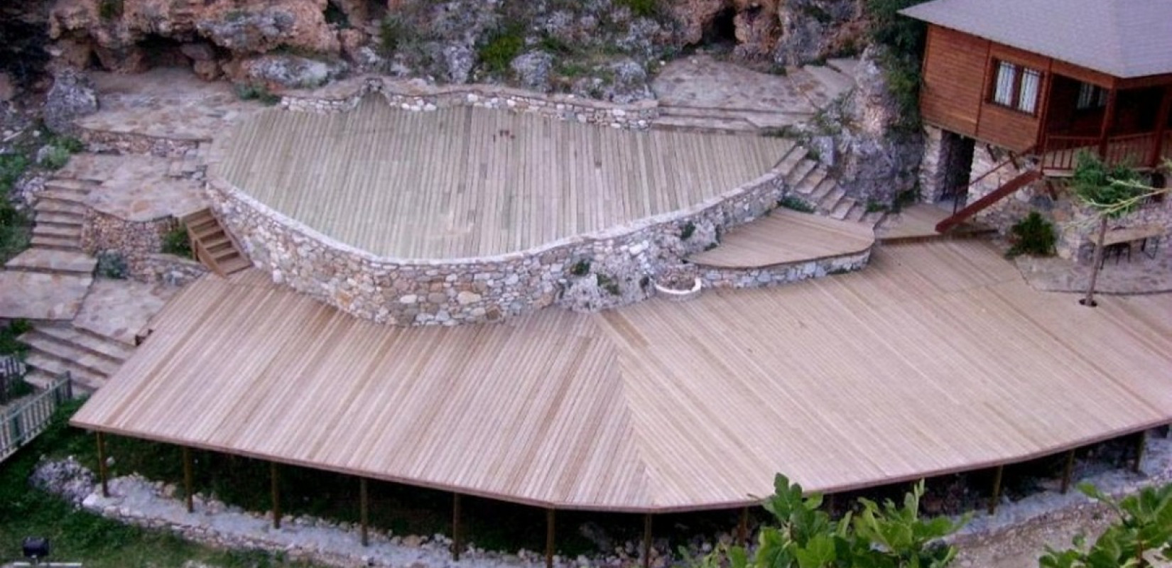 Δράμα: Πέτρινη γραφειοκρατία 