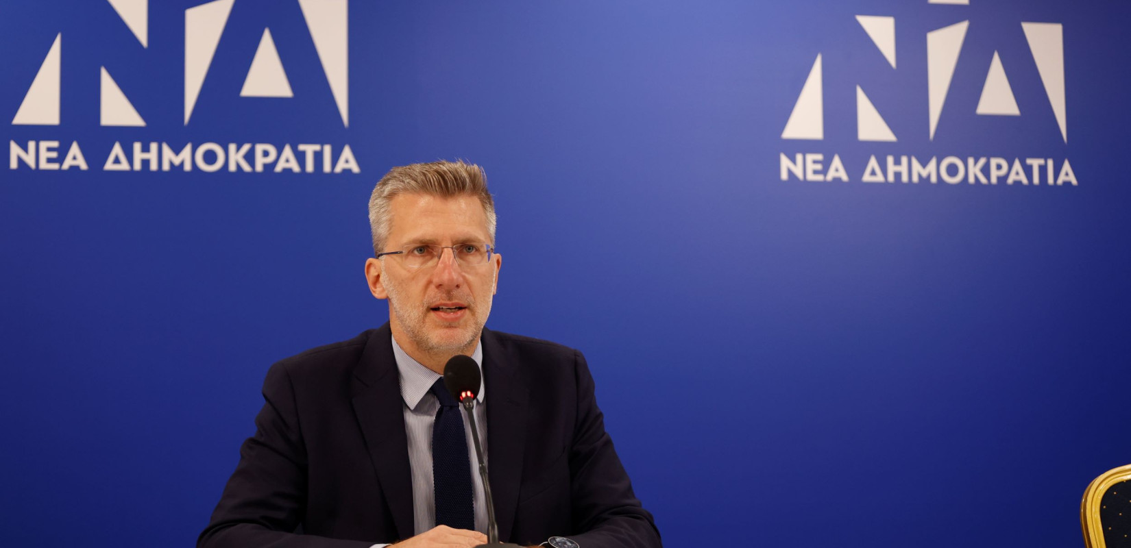 Άκης Σκέρτσος: Οι υπουργοί έχουν αυξημένη ευθύνη στη στήριξη των νομοσχεδίων (βίντεο)