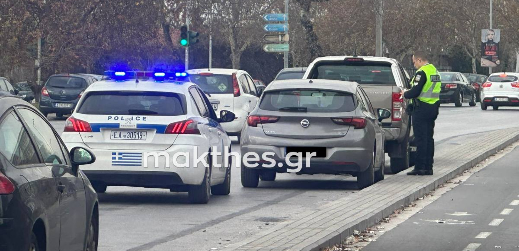 Πάνω από 400 παραβιάσεις του ΚΟΚ βεβαίωσε το Σάββατο η τροχαία στη Θεσσαλονίκη (βίντεο, φωτ.)