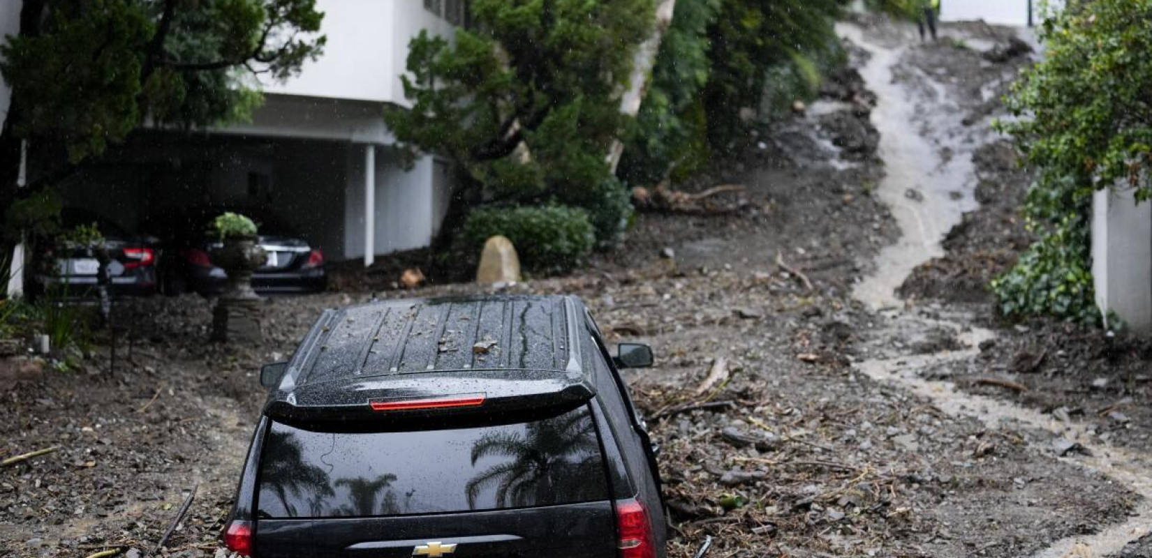 ΗΠΑ: Τουλάχιστον 3 νεκροί από σφοδρή καταιγίδα στην Καλιφόρνια