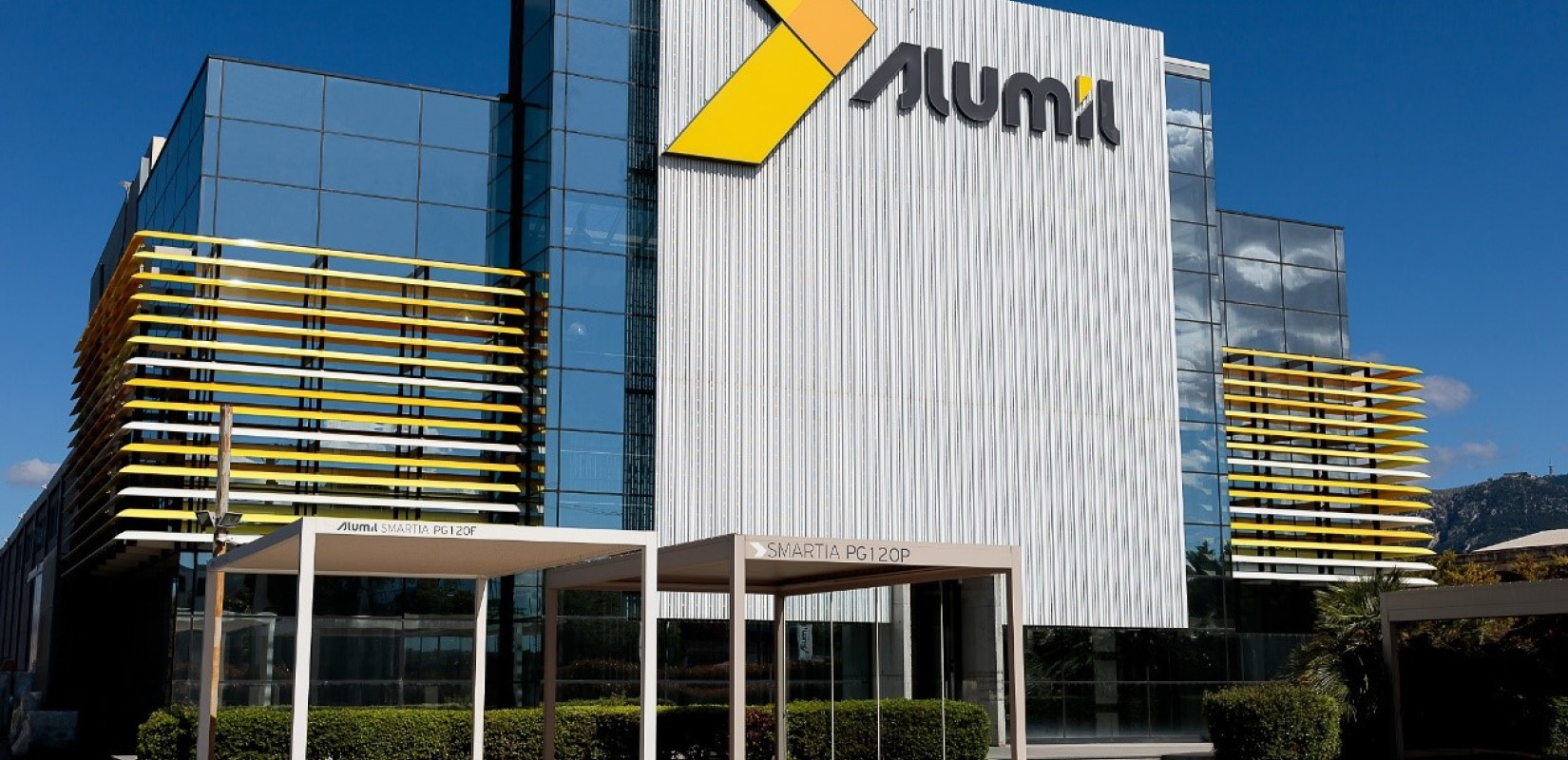 Alumil: Σπάει τα κοντέρ στοχεύοντας σε τζίρο 500 εκατ. έως το τέλος του 2025 - Τρέχει επενδύσεις 17 εκατ.