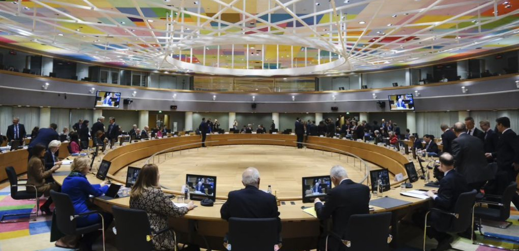 Αυτά είναι τα μέτρα που προτείνουν για τους αγρότες οι 9 Ευρωπαίοι υπουργοί Γεωργίας που ανήκουν στο ΕΛΚ