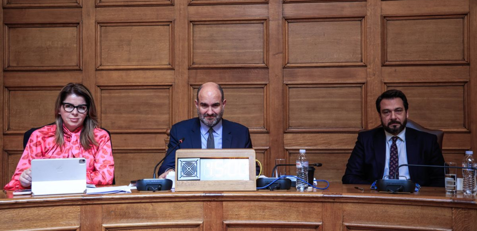 Η αξιολόγηση του υλικού που εστάλη στην Εξεταστική για τα Τέμπη αφορά αποκλειστικά την εισαγγελική Αρχή λένε «κύκλοι» του προεδρείου