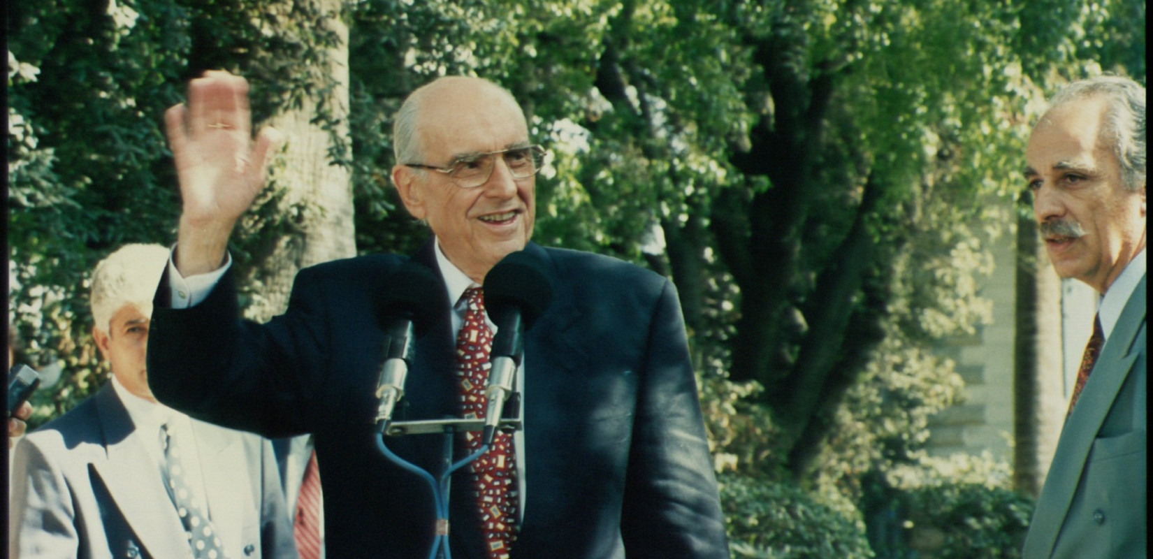 Ο Τηλέμαχος Χυτήρης μιλά για το βράδυ του θανάτου του Ανδρέα Παπανδρέου όπως το έζησε - «Εγώ του έκλεισα τα μάτια» (βίντεο)