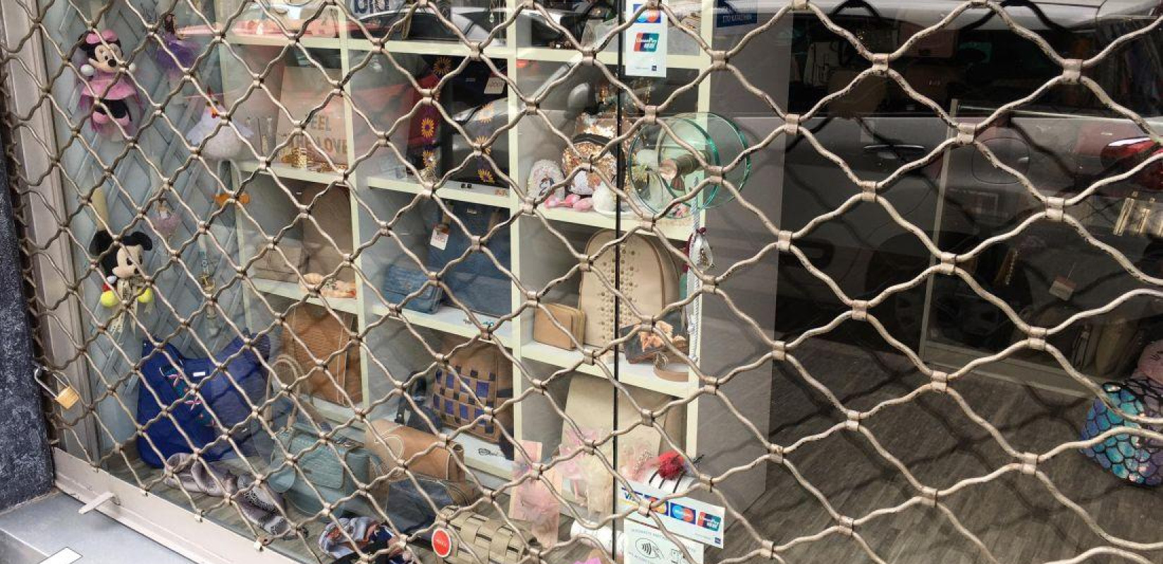 Θεσσαλονίκη: Συμβουλές του ΕΣΘ στους καταστηματάρχες ενόψει 17 Νοέμβρη