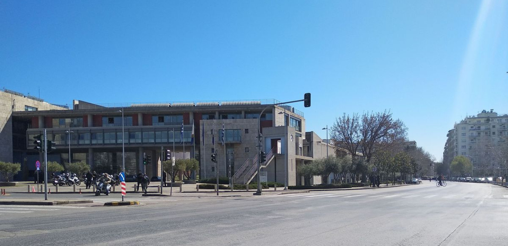 Χριστουγεννιάτικη Γαστρονομική Αγορά στο Δημαρχείο Θεσσαλονίκης