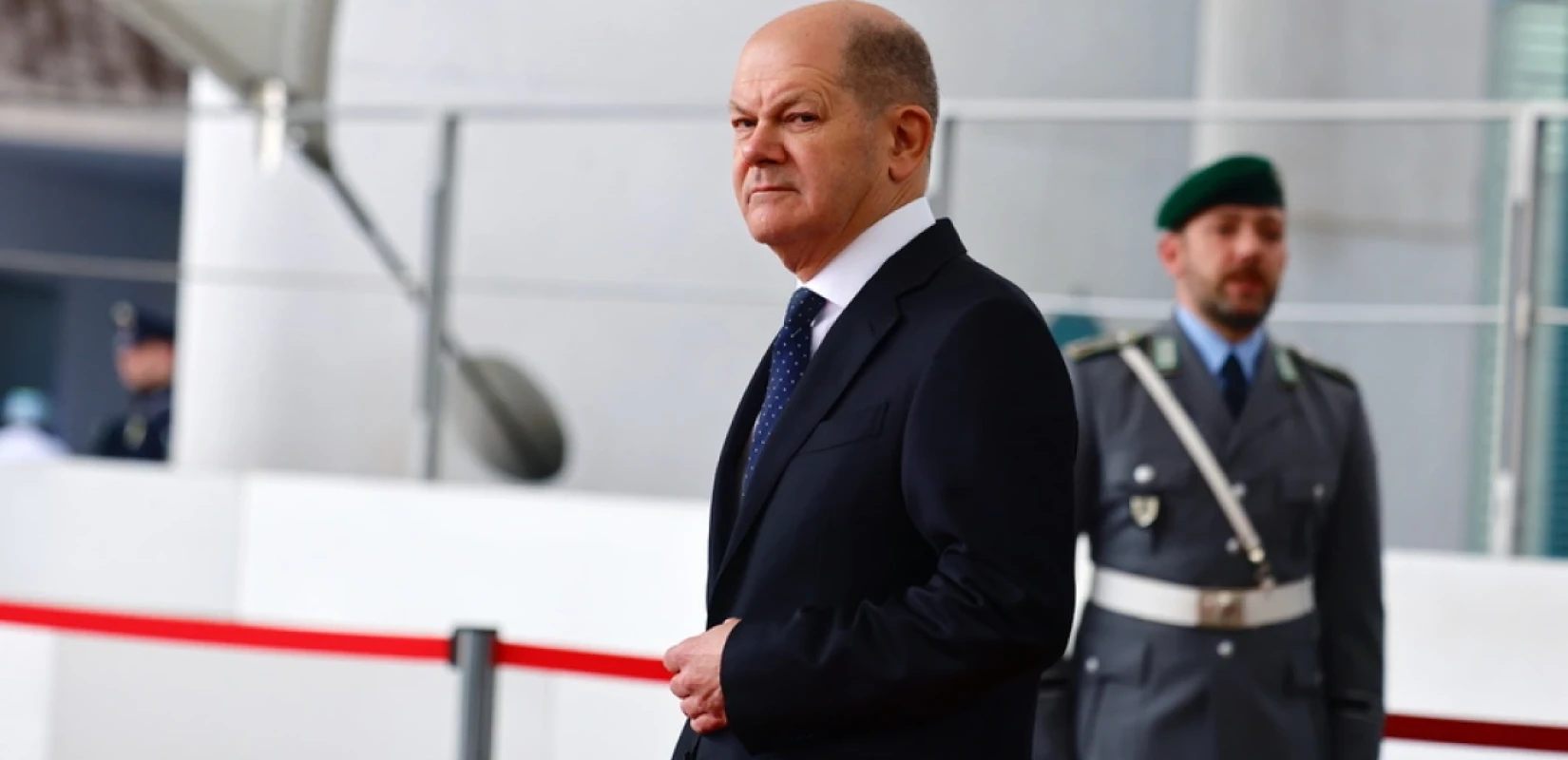 Γερμανία: «Η ελευθερία γνώμης ισχύει και για δισεκατομμυριούχους, ακόμη και όταν κάνουν λάθος», απάντησε ο Σολτς στον Ίλον Μασκ