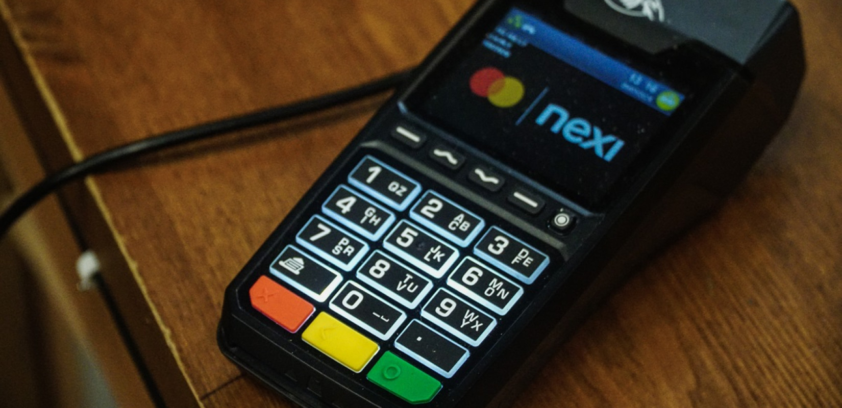 Εκπνέει η προθεσμία για τη διασύνδεση POS - ταμειακών μηχανών