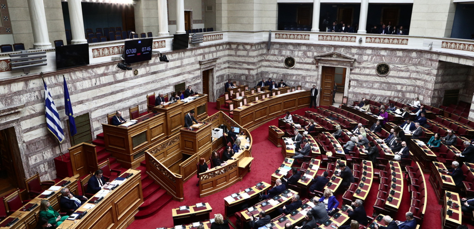 Βουλή: Υπερψηφίστηκε το νομοσχέδιο του υπουργείου Περιβάλλοντος για διαχείριση αποβλήτων και ενέργεια