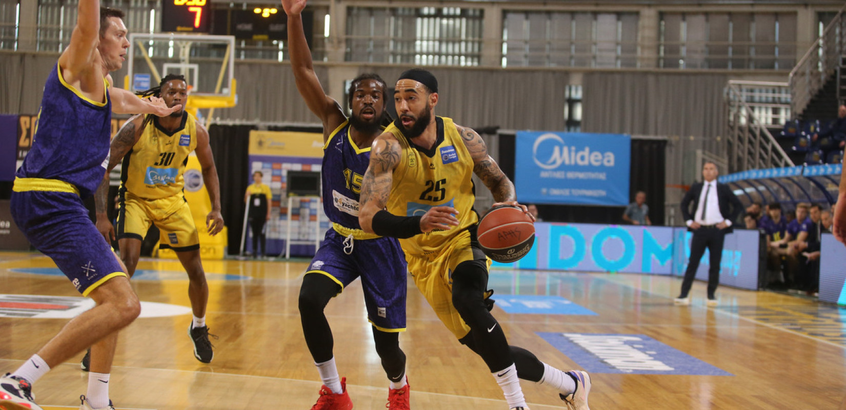 Μπάσκετ: Νίκη χωρίς τον κόσμο του ο Άρης (βίντεο)