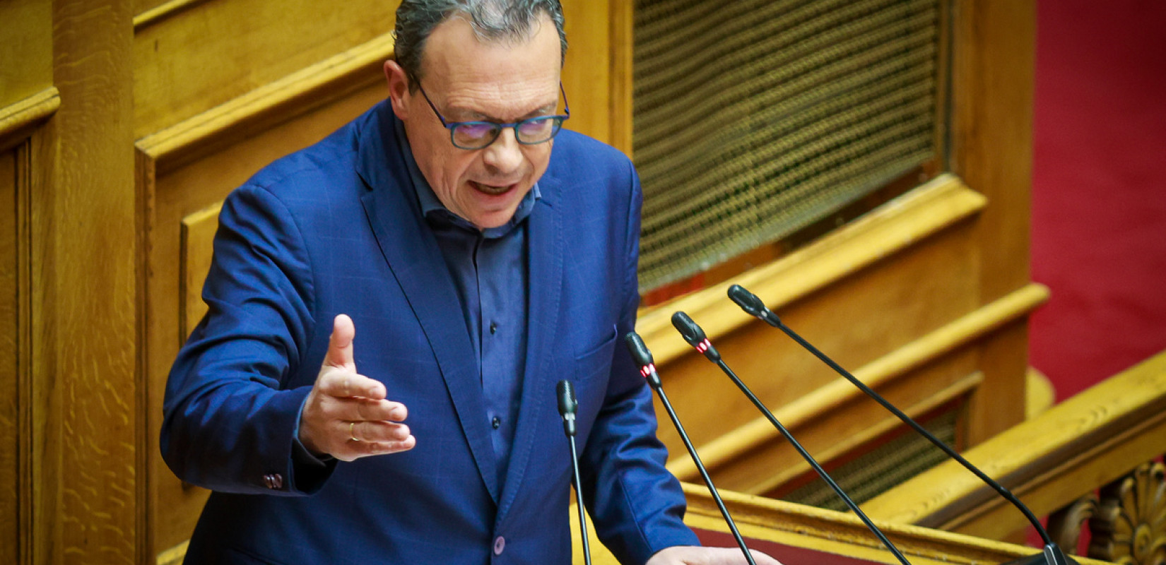 Βουλή: Επιστολή Σ. Φάμελλου προς τον Κ. Τασούλα για τη συζήτηση των προτάσεων νόμου για την ακρίβεια και το φορολογικό