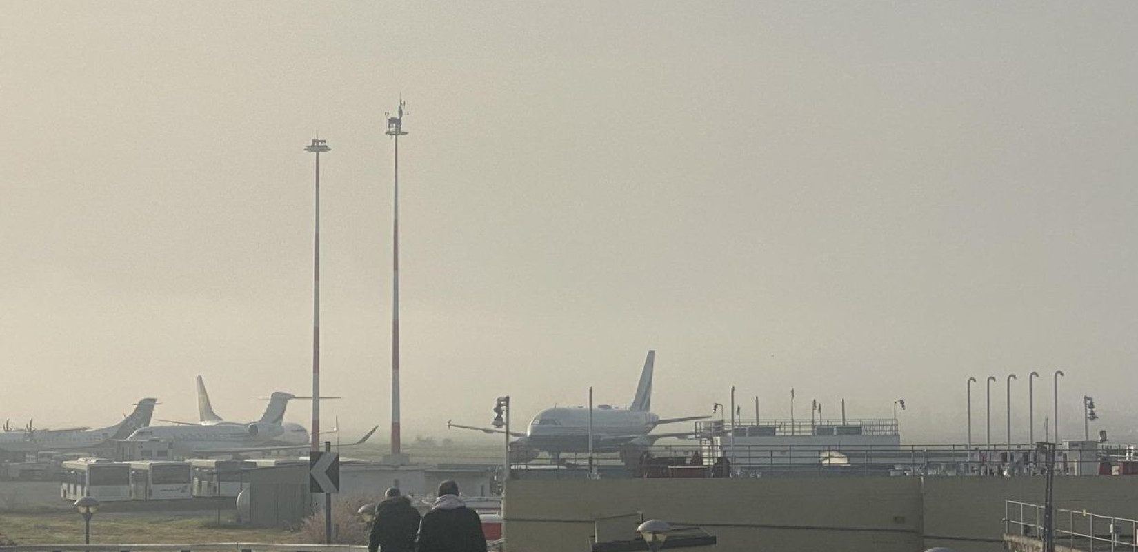 Θεσσαλονίκη: Μικροκαθυστερήσεις στο αεροδρόμιο «Μακεδονία» έφερε το πέπλο ομίχλης που κάλυψε την πόλη