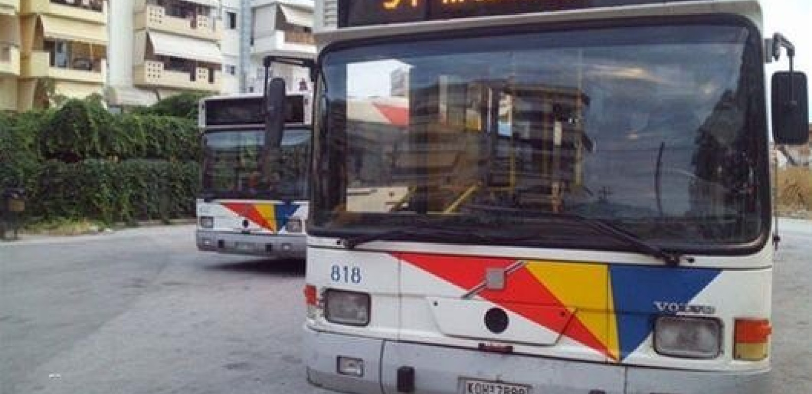 Φωτιά σε λεωφορείο του ΟΑΣΘ