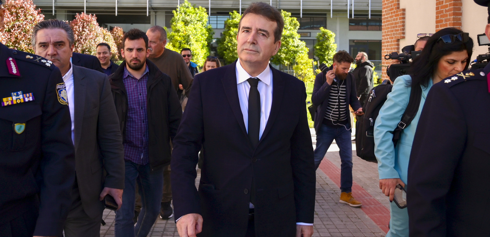 Αποκάλυψη: Όλα όσα είπε ο Χρυσοχοΐδης στους δημάρχους της Θεσσαλονίκης – 12.500 συλλήψεις για ενδοοικογενειακή βία και 500 για βία μεταξύ ανηλίκων