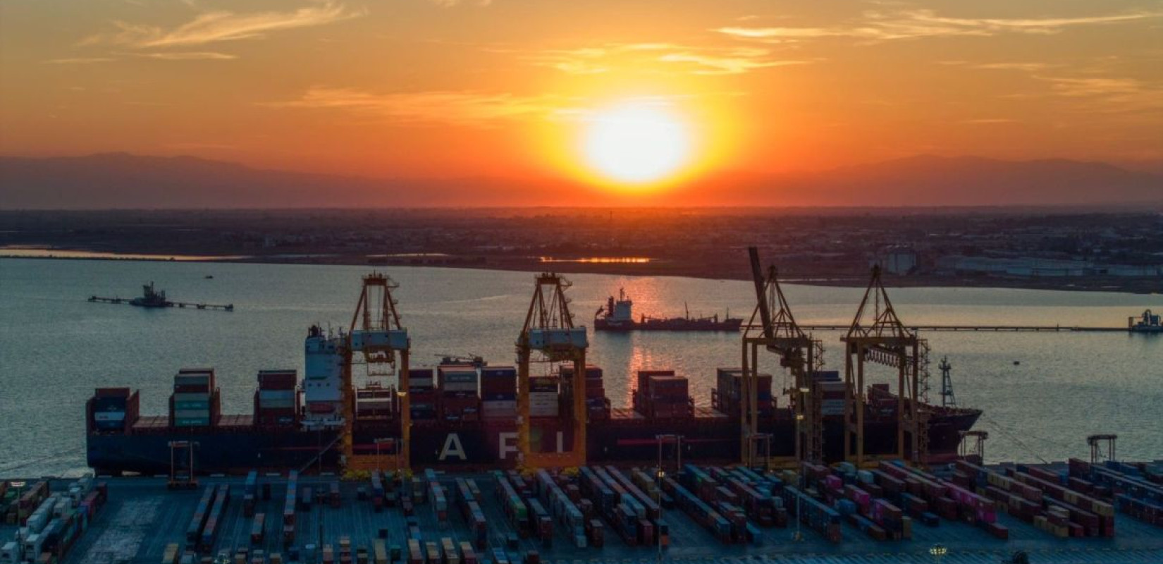 Λιμάνι Θεσσαλονίκης: Το μπρα ντε φερ Σαββίδη - Ντρέιφους θα έχει πολλά επεισόδια ακόμα - Τι σχεδιάζουν οι Γαλλοελβετοί κροίσοι