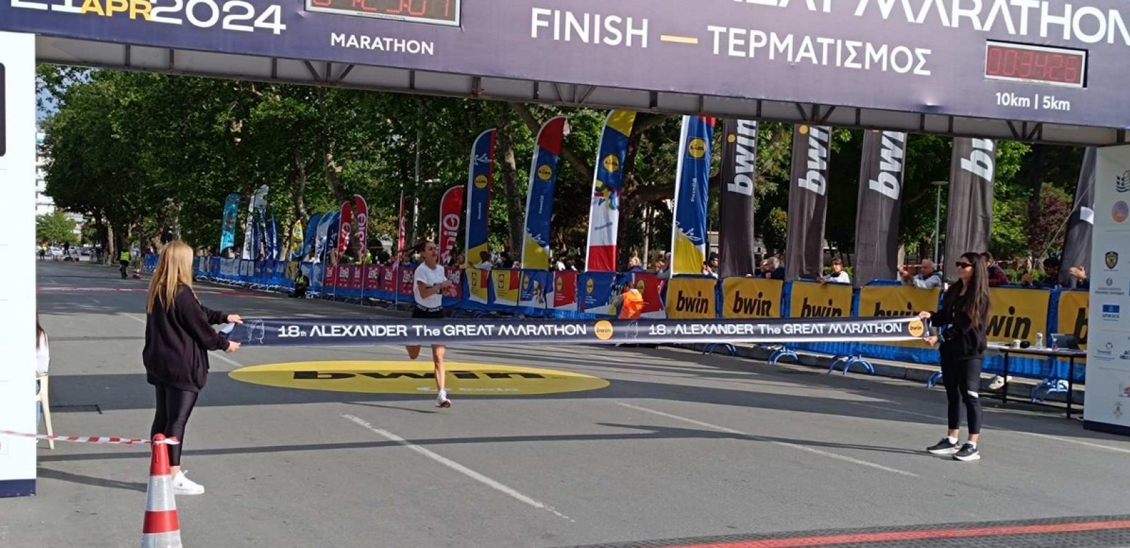 Διεθνής Μαραθώνιος «Μ. Αλέξανδρος»: Γιώργος Ιατρουδέλης και Μαρία Παπαναστασίου οι νικητές στα 10.000 μέτρα (βίντεο)