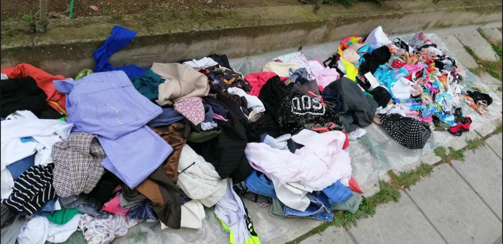 Θεσσαλονίκη: «Σκούπα» της Αστυνομίας σε λαϊκές αγορές για παρεμπόριο - Δύο συλλήψεις