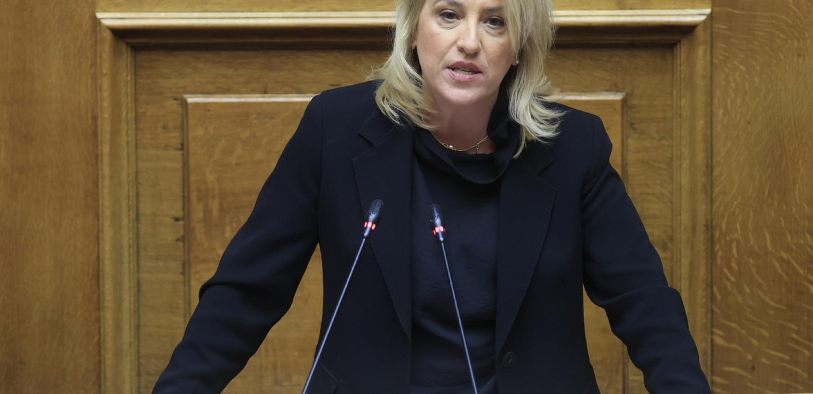 Ρένα Δούρου στη δίκη για το Μάτι: «Βρέθηκα κατηγορούμενη από ένα και μόνο ψέμα της Πυροσβεστικής»
