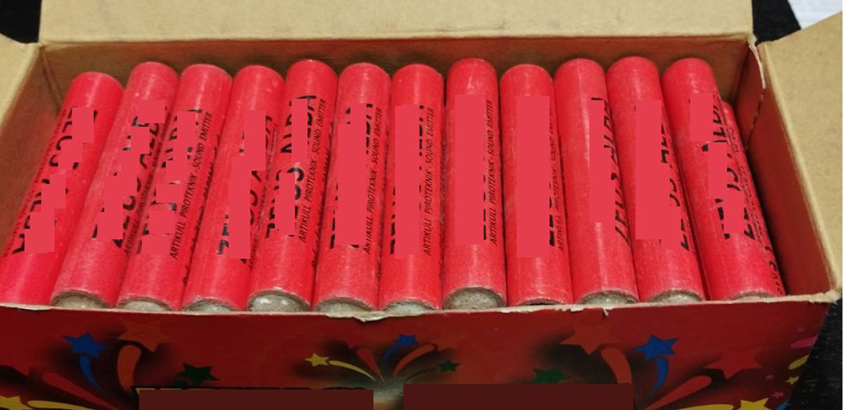 Αττική: Συλλήψεις για κατασκευή-κατοχή εμπρηστικών και εκρηκτικών υλών, κροτίδων και βεγγαλικών