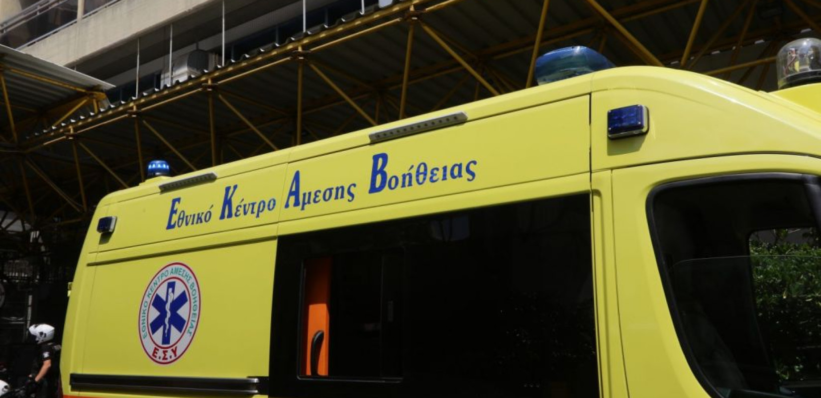 Θεσσαλονίκη: Τροχαίο στην Περαία - Τραυματίστηκε 15χρονη