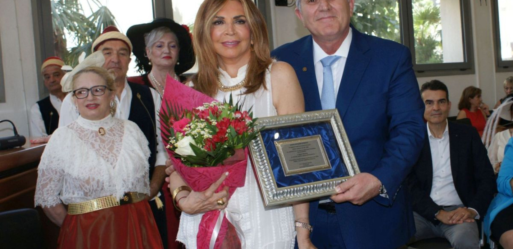 Θεσσαλονίκη: Σε κλίμα συγκίνησης η Μιμή Ντενίση ανακηρύχθηκε επίτιμη δημότης Κορδελιού - Ευόσμου (φωτ.)