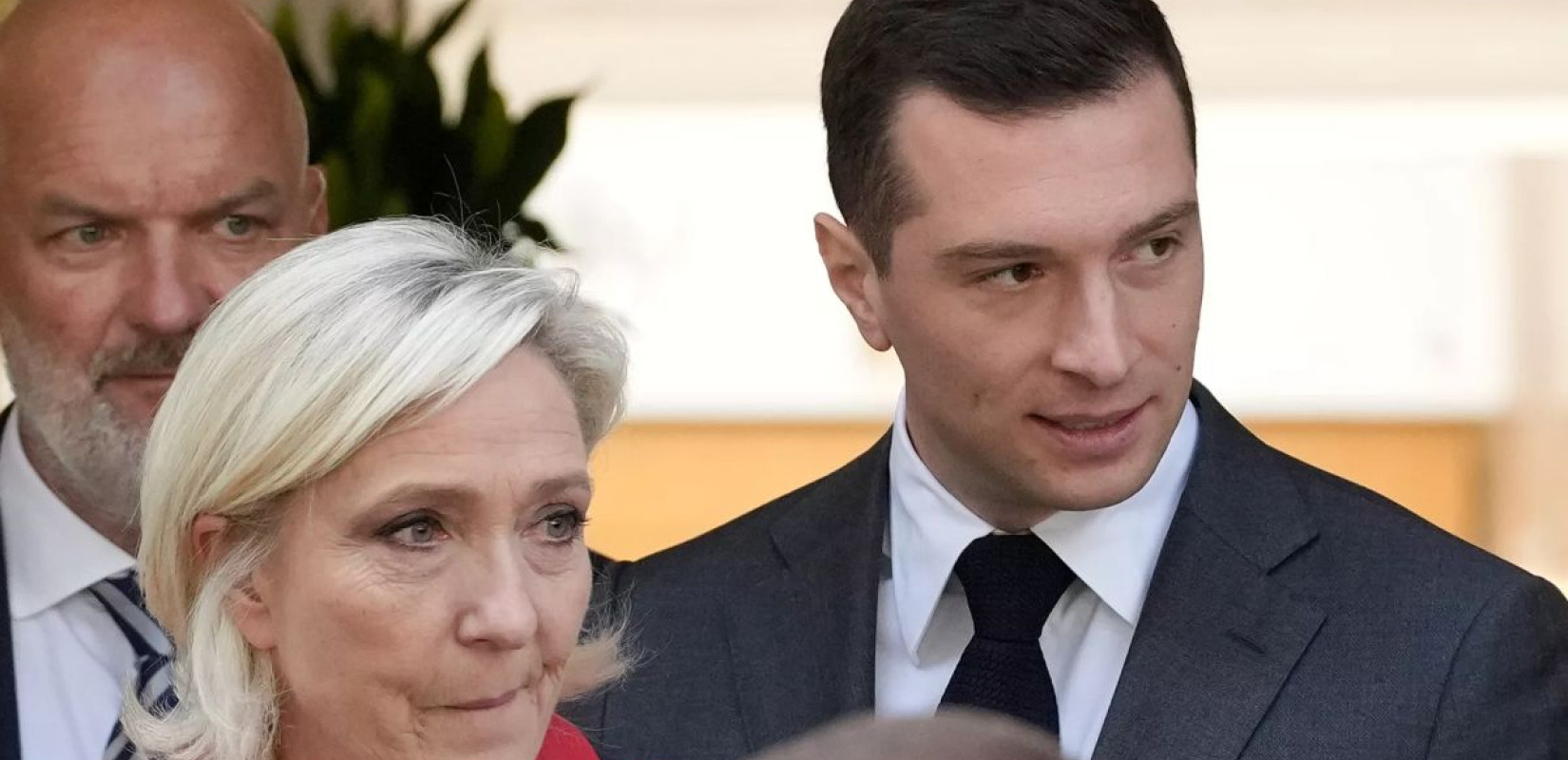 «Θα είμαι υποψήφιος για την γαλλική προεδρία στις εκλογές του 2027 αν αποκλειστεί η Λεπέν», λέει ο Μπαρντελά