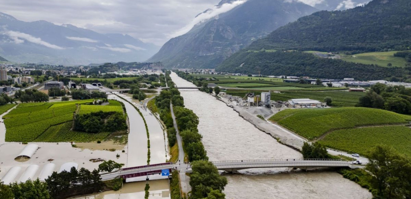 Ελβετία: Ακόμη τέσσερις αγνοούμενοι μετά την κακοκαιρία του Σαββατοκύριακου