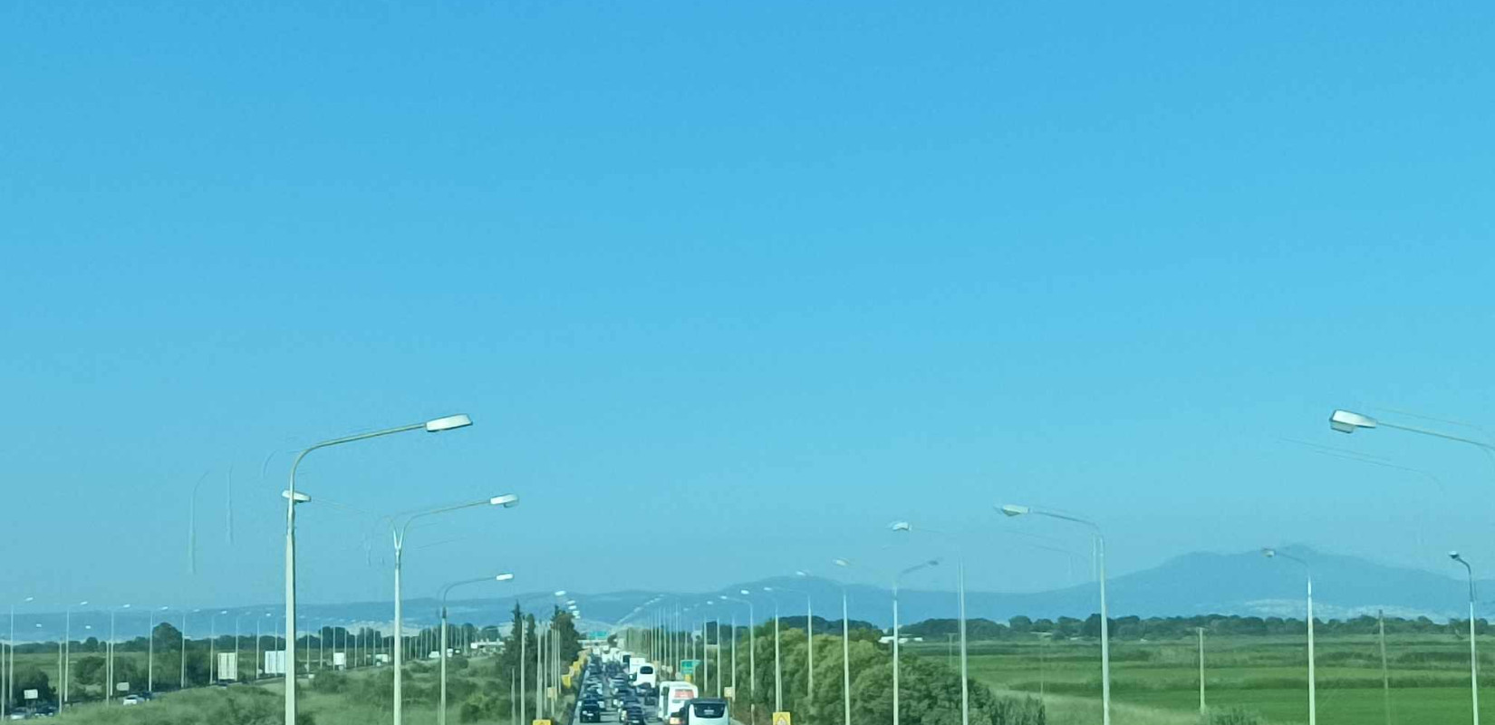 Θεσσαλονίκη: «Ουρά» 4 χλμ. στα διόδια Μαλγάρων (φωτ.)