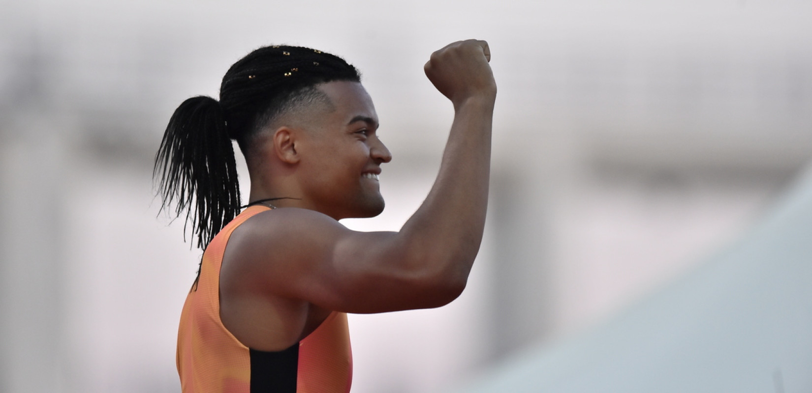 Στίβος: Πέρασε ξανά τα 6 μέτρα ο Καραλής (βίντεο)