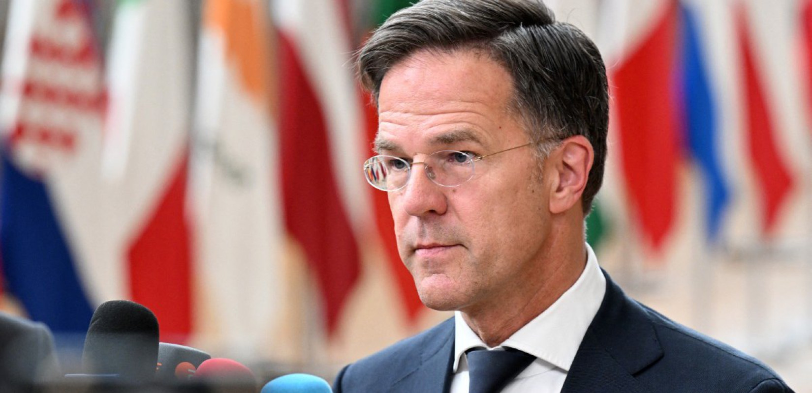 Μαρκ Ρούτε: Το ΝΑΤΟ έτοιμο για ρόλο στα Στενά του Ορμούζ