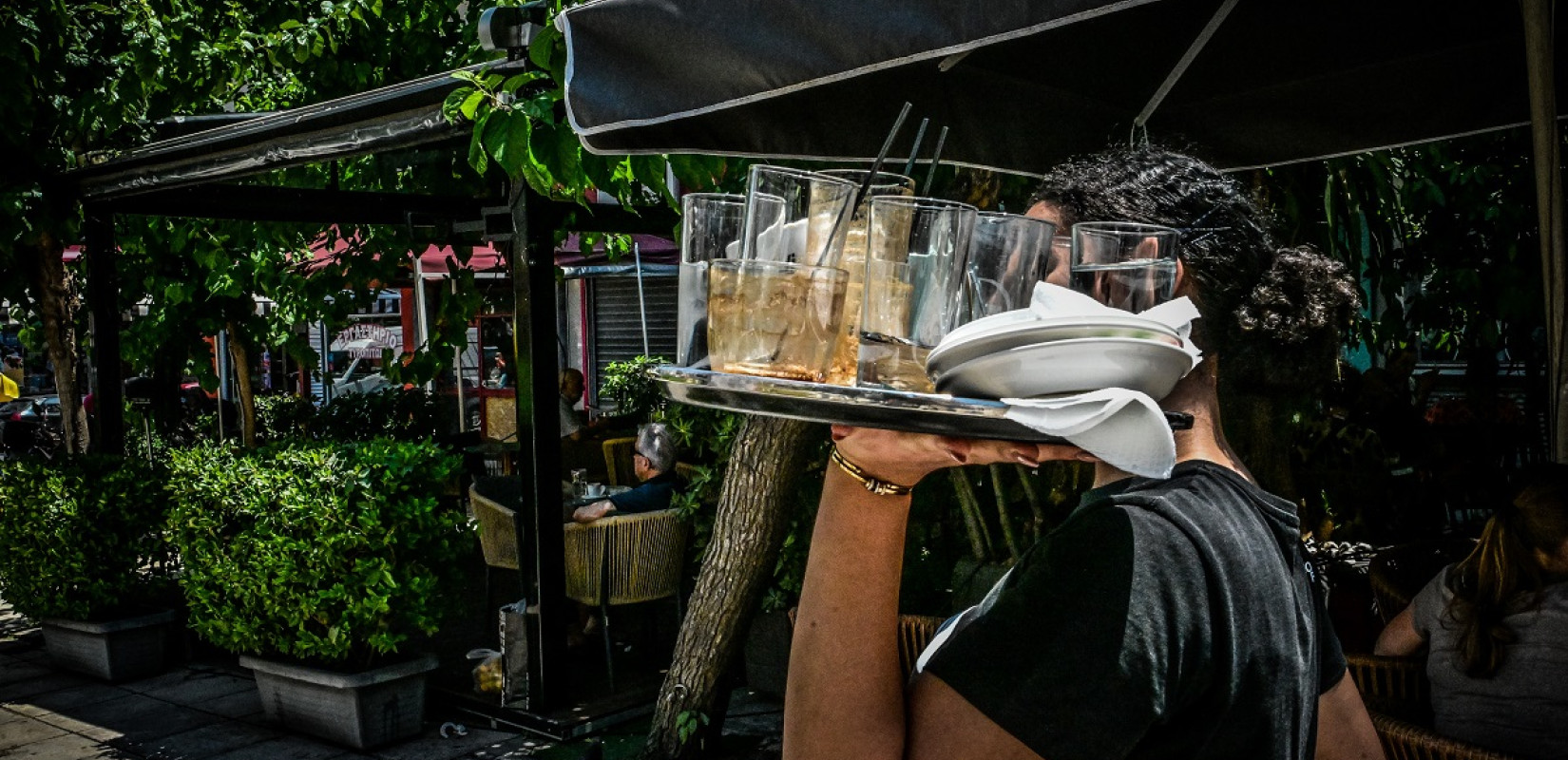 ΓΣΕΕ: Καταγγελίες για εργασία υπό εξοντωτικές συνθήκες καύσωνα στη Βόρεια Ελλάδα