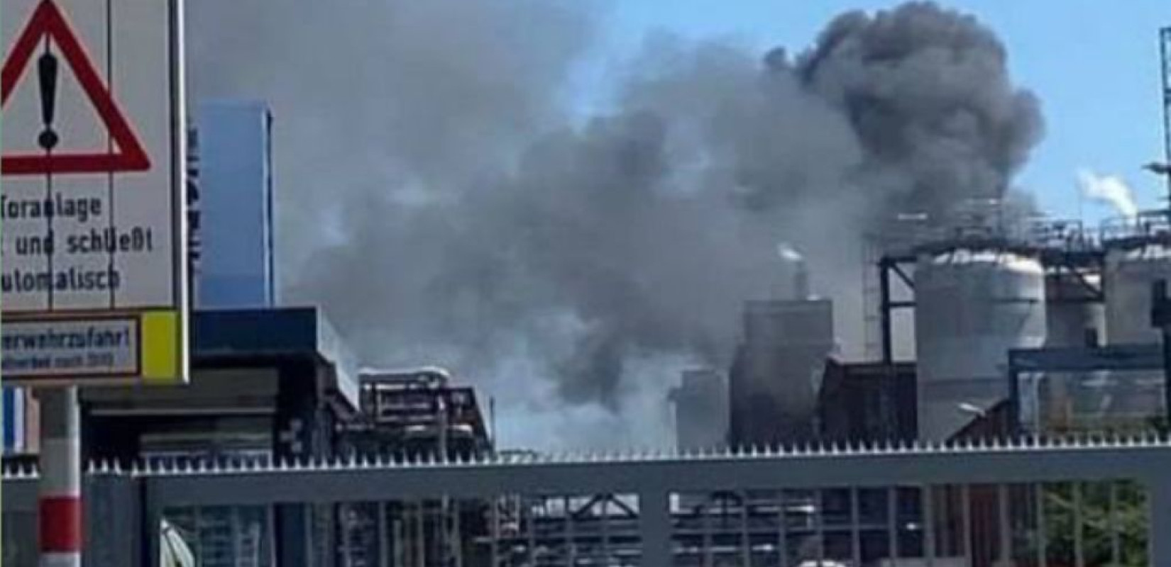 Έκρηξη στο εργοστάσιο της BASF στη Γερμανία με 14 τραυματίες (βίντεο)