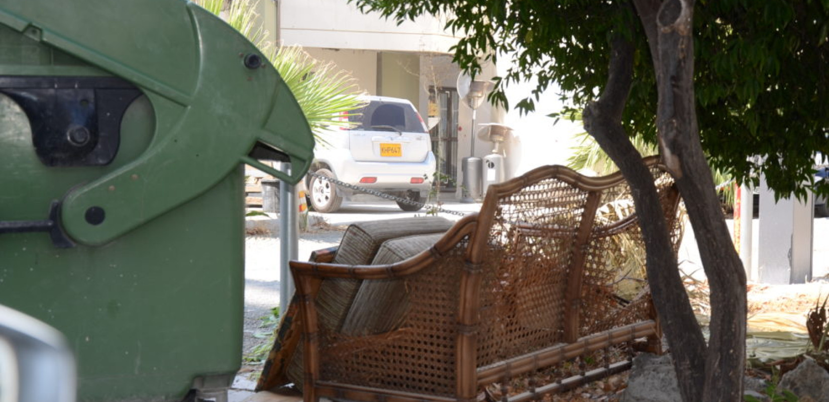 Δήμος Θεσσαλονίκης: Μέτρα για τα ογκώδη σε πεζοδρόμια - δημόσιους χώρους