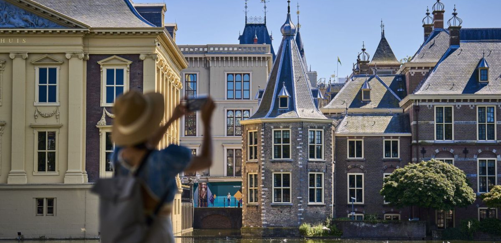 Ολλανδία: Ο δήμος της Χάγης κάνει έξωση στον πρωθυπουργό της χώρας