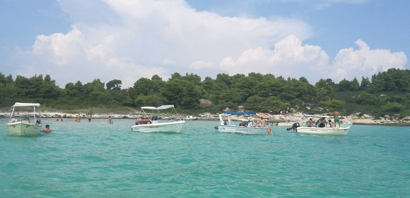 Χαλκιδική: Αντιδράσεις για τη δημοπράτηση της παραλίας «Φάβα» στη Βουρβουρού - Ανακαλεί τη θετική άποψη ο δήμος