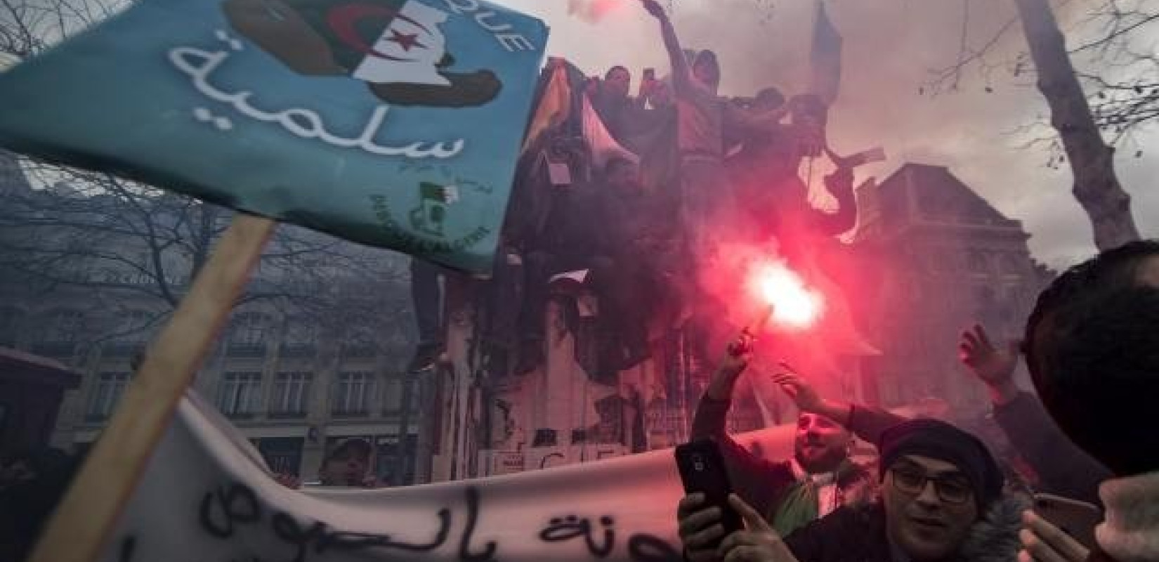 Αλγερία: Χιλιάδες διαδηλωτές και σήμερα στους δρόμους 