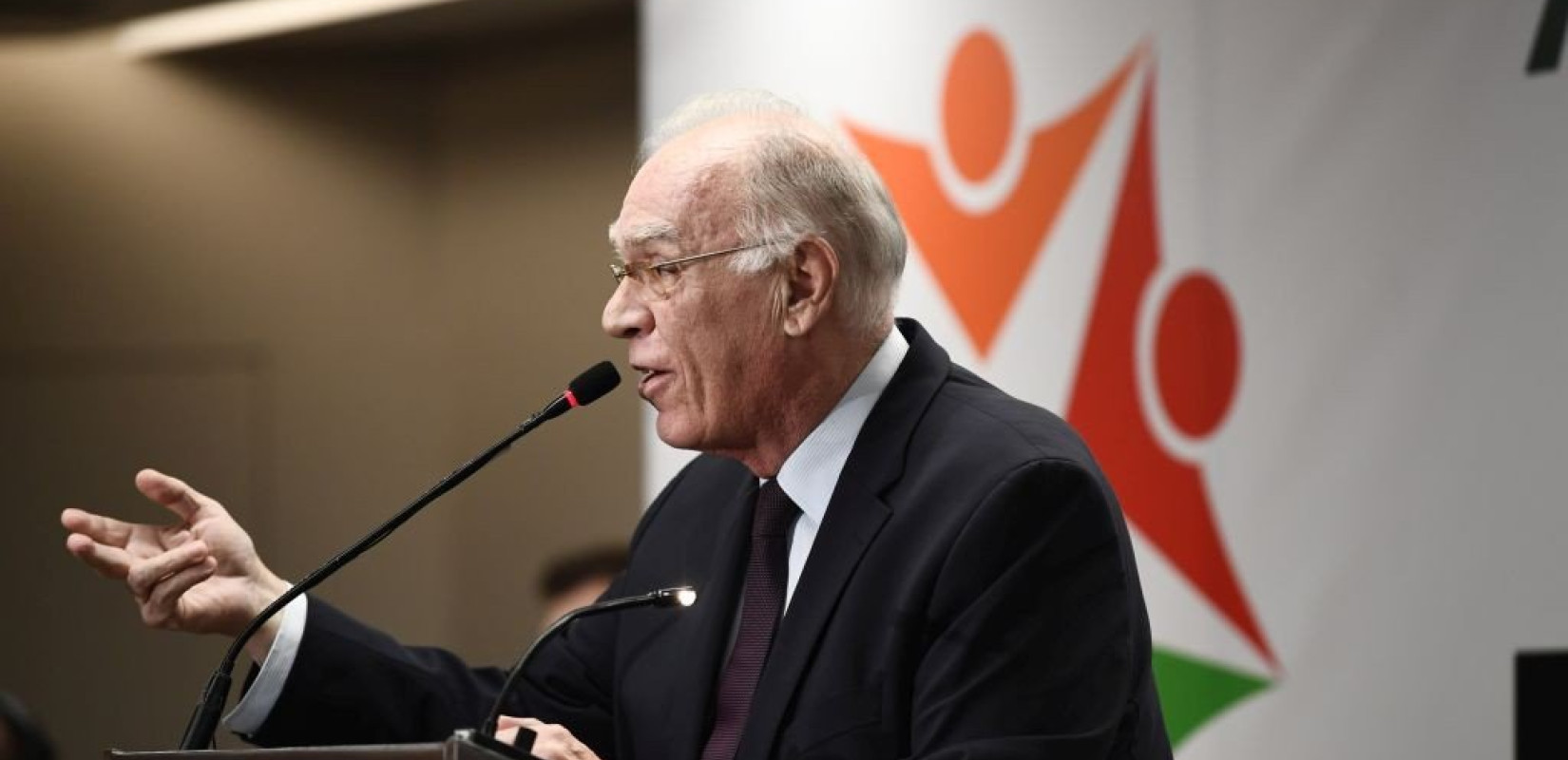 Λεβέντης από Θεσσαλονίκη: Έπιασα τον Τζιτζικώστα από τον γιακά... (βίντεο)