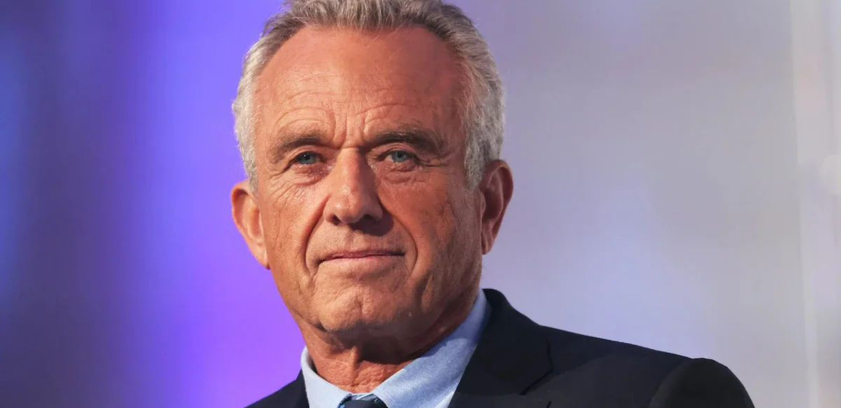 ΗΠΑ: Επιτροπή της Γερουσίας ενέκρινε την υποψηφιότητα του Ρόμπερτ Κένεντι Τζούνιορ για το πόστο του υπουργού Υγείας