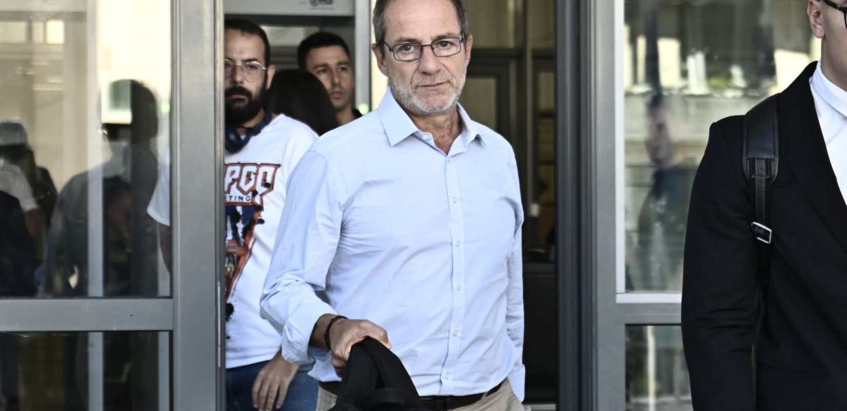 Αναβλήθηκε η δίκη του Δημήτρη Λιγνάδη στο Εφετείο - Ποιοι βρέθηκαν σήμερα στο πλευρό του