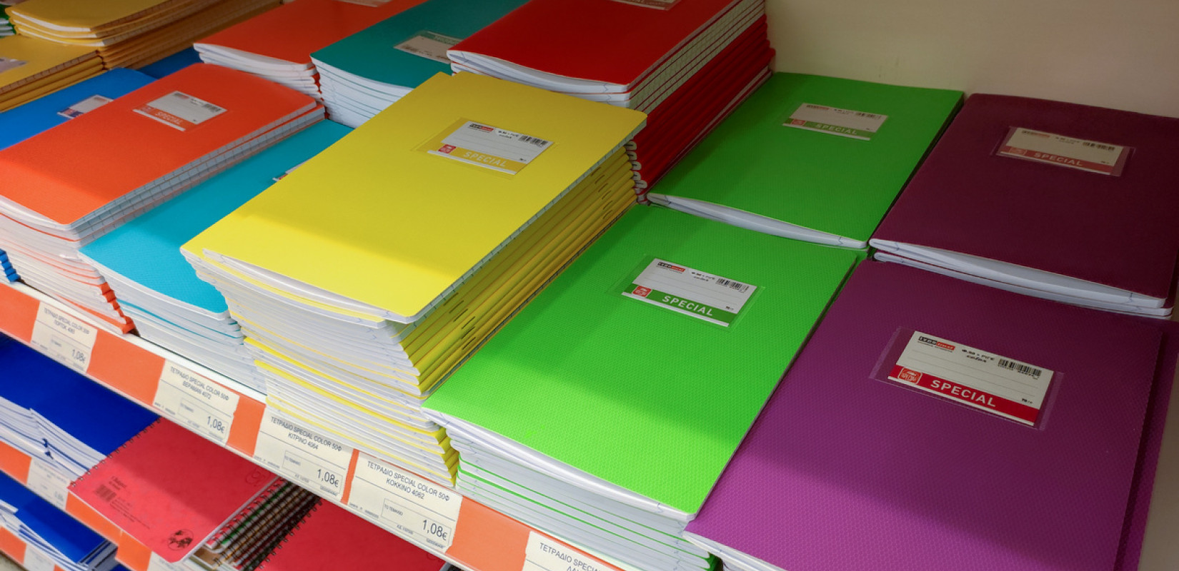 Θεοδωρικάκος: Σταθερές οι τιμές στα σχολικά είδη για το 2025 - Δέσμευση από τα σούπερ μάρκετ