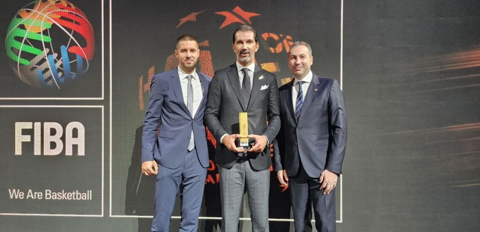 Μπάσκετ: Στο Hall of Fame της FIBA ο Πέτζα Στογιάκοβιτς (βίντεο)