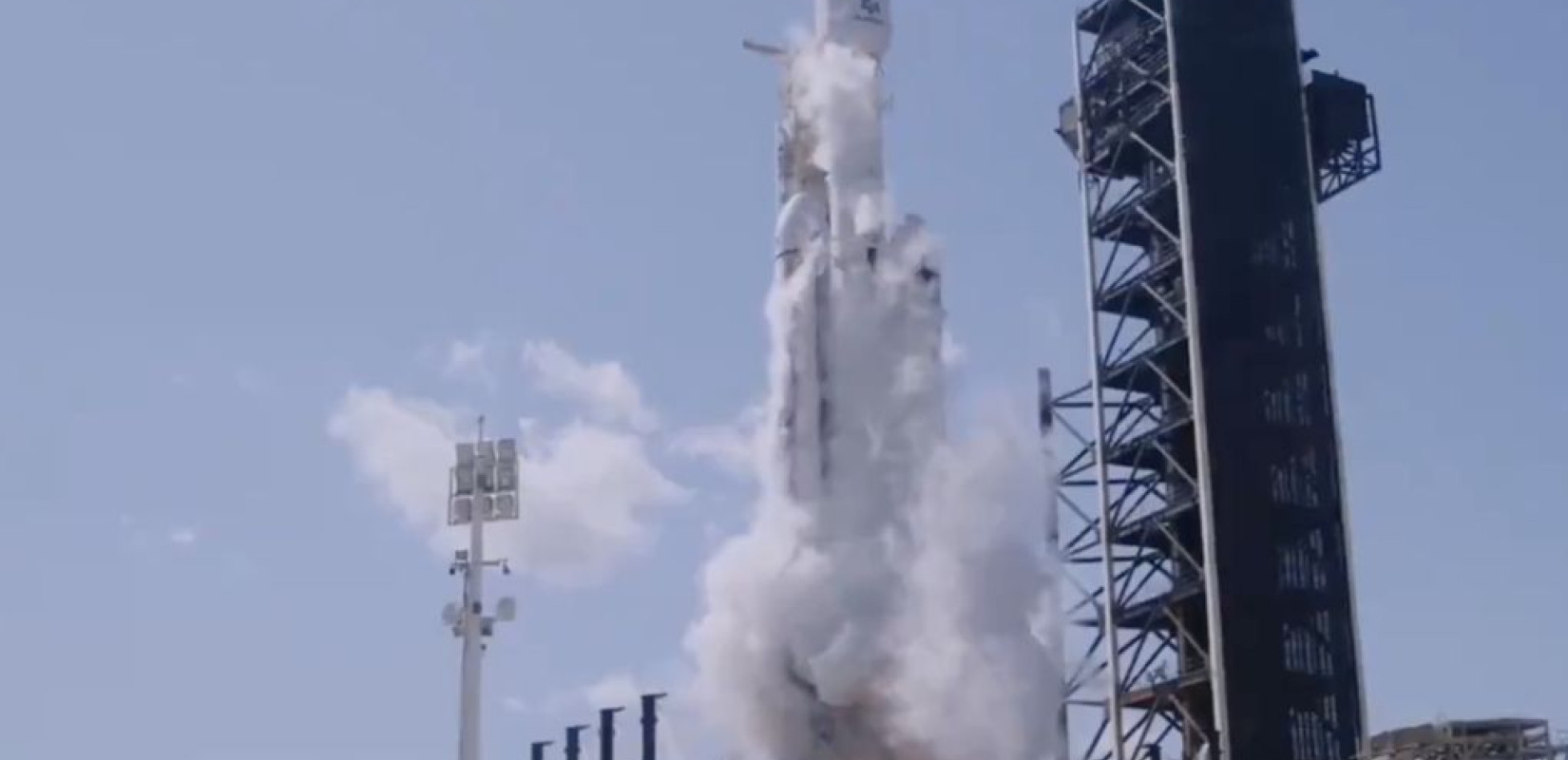 Εκτοξεύθηκε ο δορυφόρος του ΔΠΘ, ο πρώτος δορυφόρος με ελληνική σημαία στο διάστημα