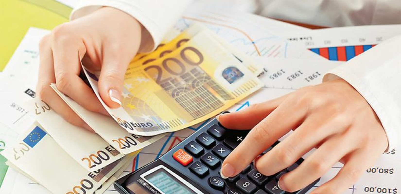 Πακέτο φοροελαφρύνσεων πάνω από 1,5 δισ. ευρώ ετοιμάζει η κυβέρνηση - Σχεδιάζονται μειώσεις για τα μεσαία εισοδήματα