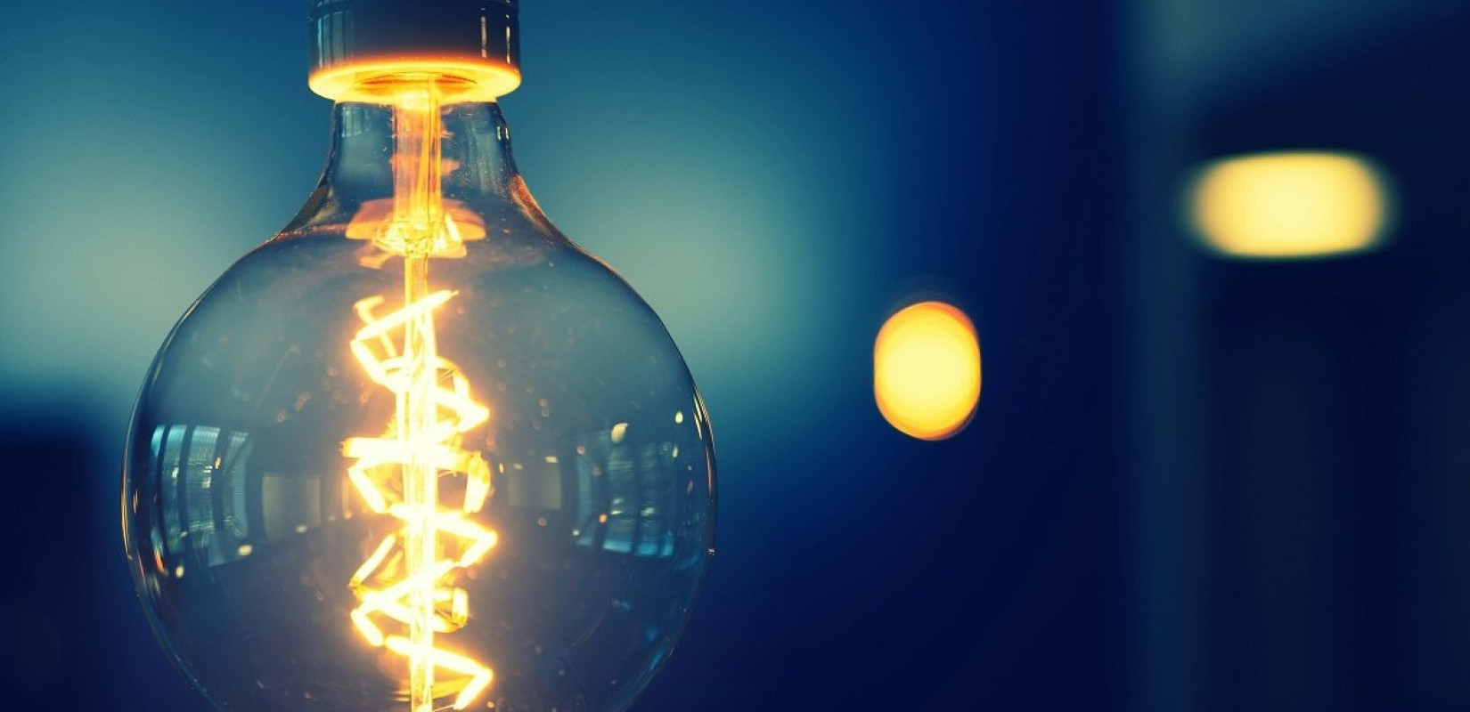 Ρεύμα: Εταιρία ανακοίνωσε «πράσινο» τιμολόγιο για τον Ιανουάριο με 0,159 ευρώ/ ΚWh και εξάμηνο «μπλε» με 0,085