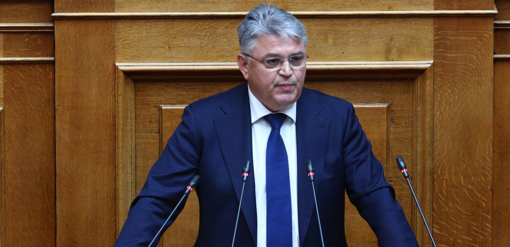 Δ. Νατσιός για δυστύχημα στα Τέμπη: «Οι τάφοι παραμένουν ανοικτοί όσο δεν αποδίδεται η Δικαιοσύνη»